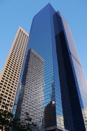 1 Cal Plaza (1992) & Wells Fargo Twr (1983)